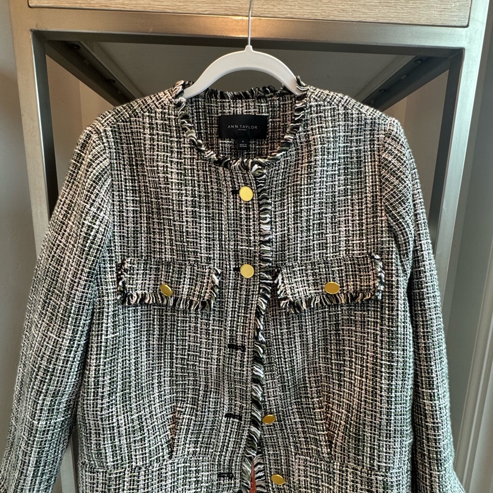 Ann Taylor Tweed Jacket w fringed trim m - Picture 6 of 6